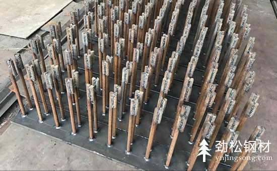 秋葵视频十八岁免费多少钱一吨